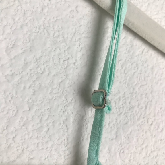 ASTR Halter Top - Picture 3 of 5